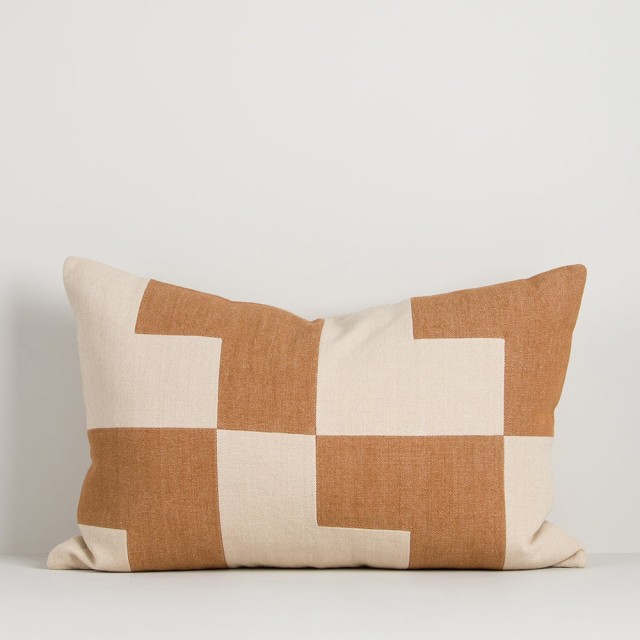 -Kiln Cover/Cushion by Baya - Oat/Caramel