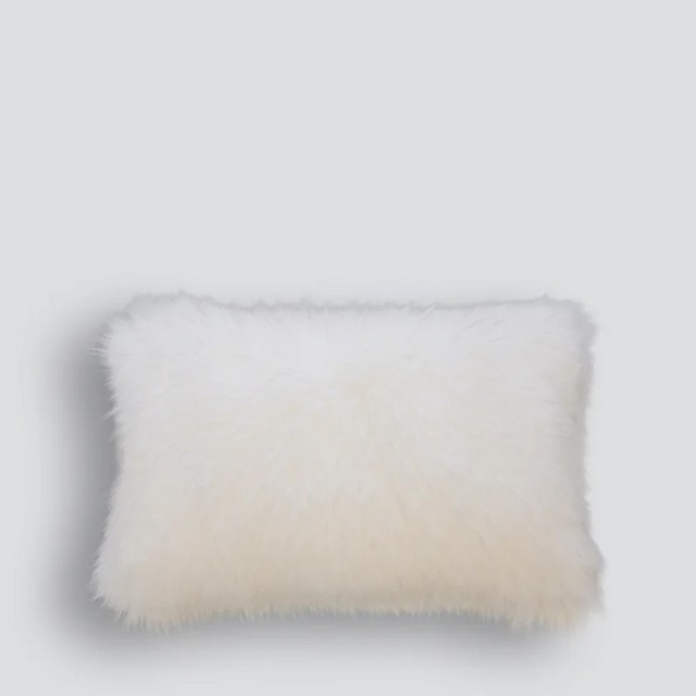 -Heirloom Norwegian Fox Faux Fur Long Cushion